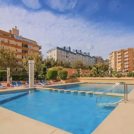 Centrico Con Piscina - Apolovii Apartment *