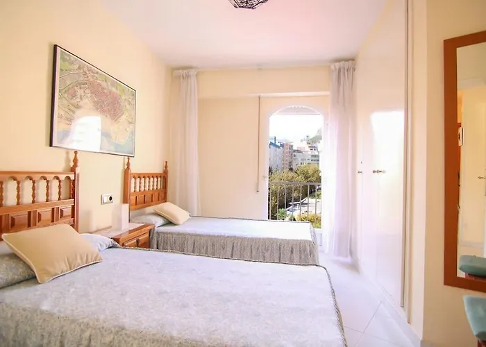 Apartment Centrico Con Piscina - Apolovii