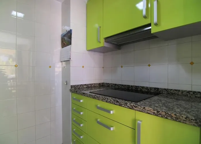 Centrico Con Piscina - Apolovii