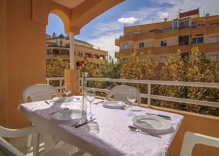 Centrico Con Piscina - Apolovii *